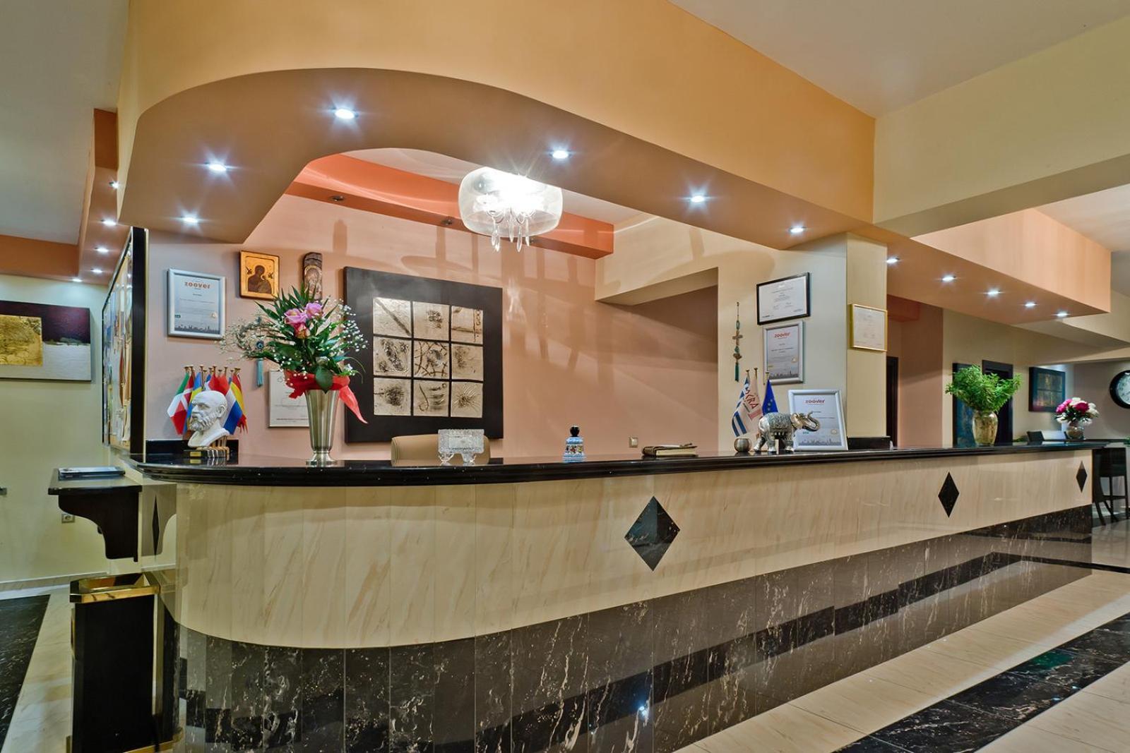 Socrates Hotel Apartments Karpathos Town  Exterior photo
